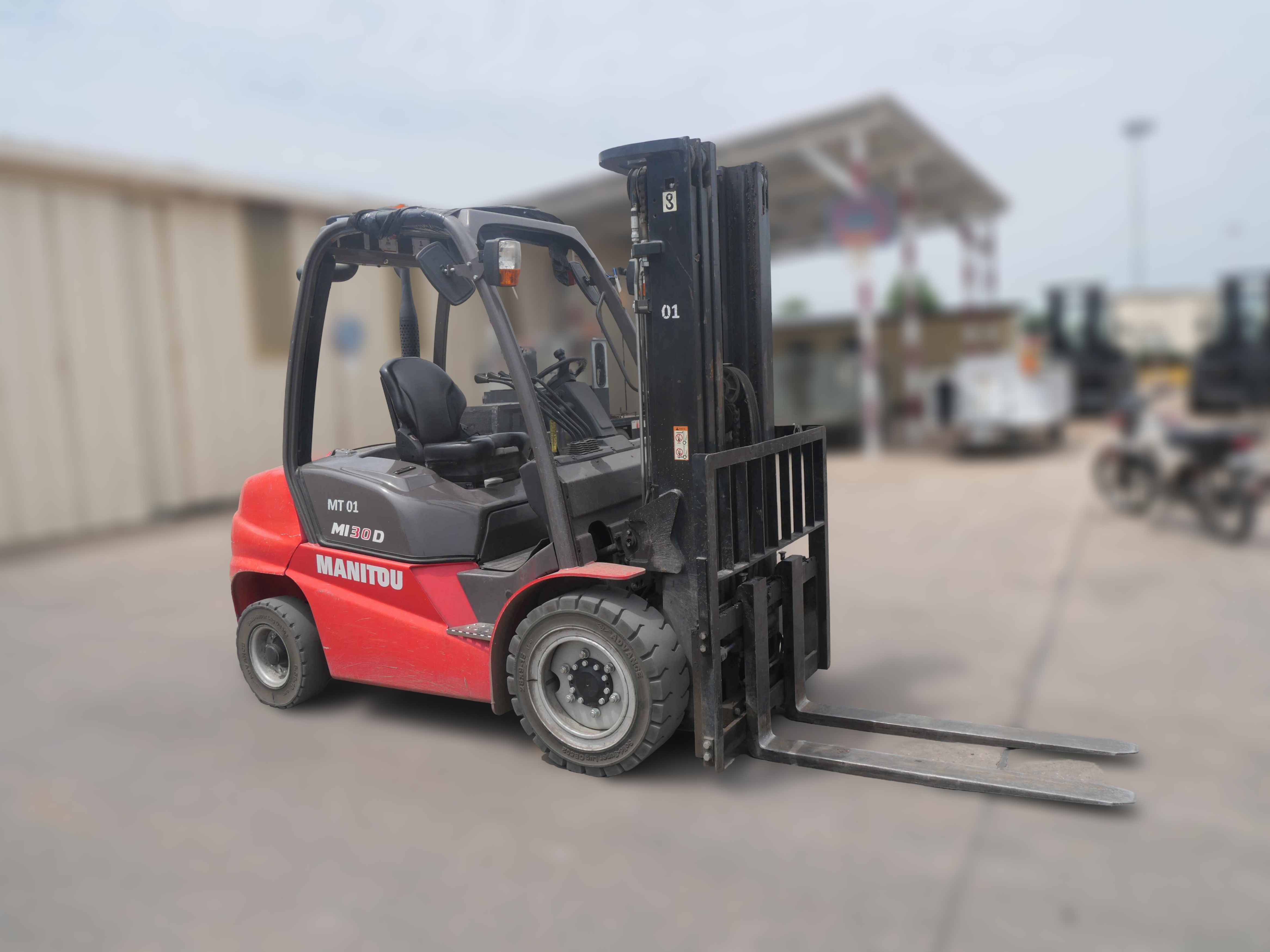 Chariot élévateur MI 30 D