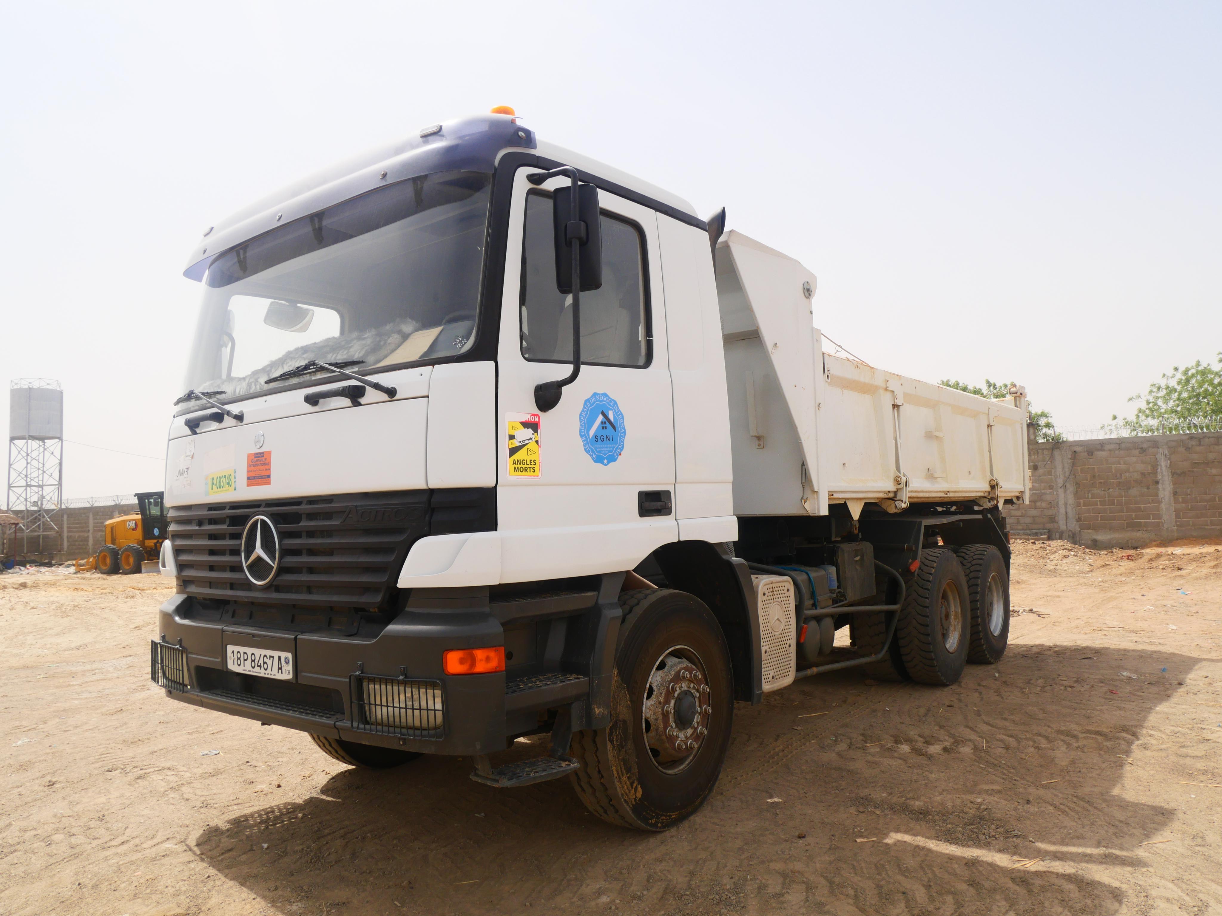 Camion Benne Mercedes Actros 2644